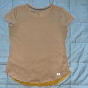 Under Armour heat gear run top. Size large.